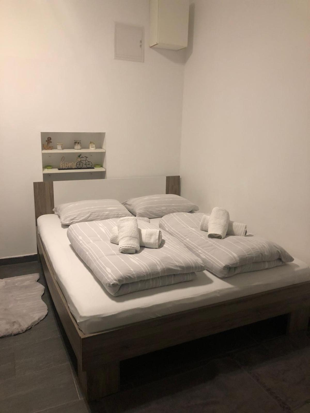 Apartment Deni PUY Rom bilde